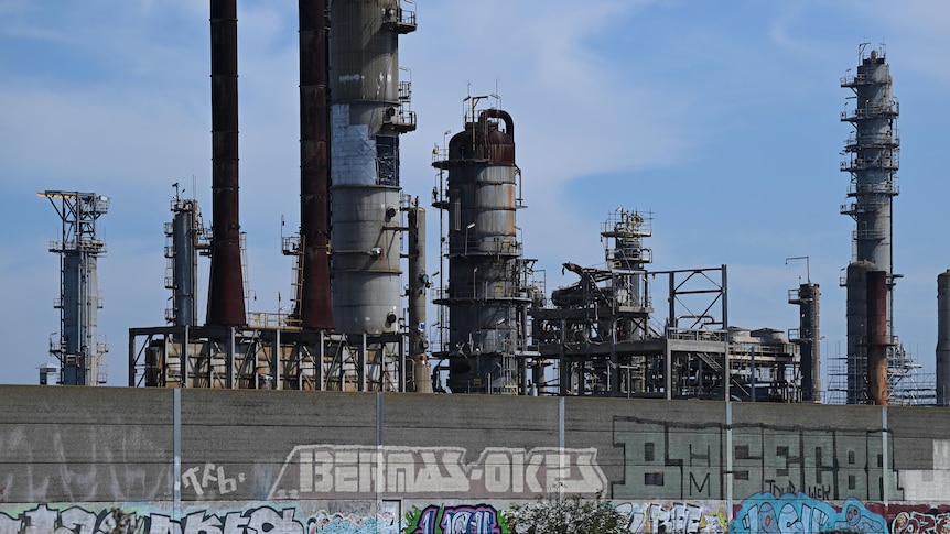 Australia's first new oil refinery in decades touted for WA