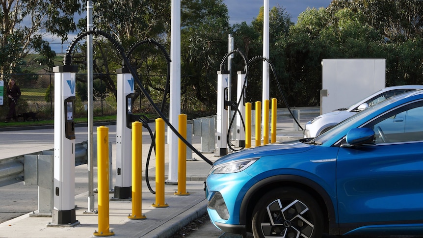 Australians cut ties with servos as EV record sales continue