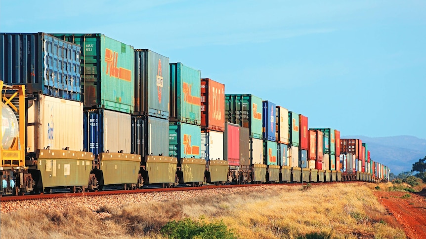 Cancellation 'disaster' for business that expected Inland Rail for 25 years