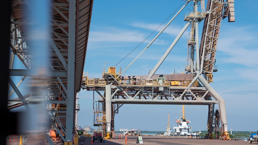 Chinese company launches legal action over forced sale of Port of Darwin