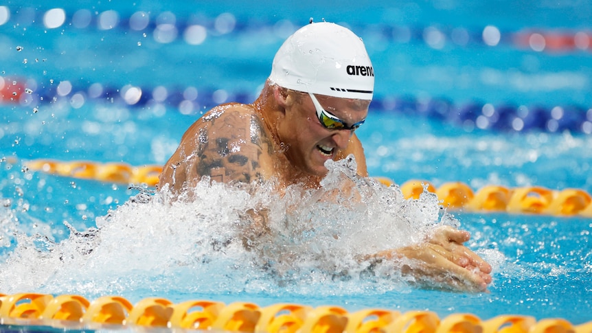 Distance triples and comeback kings end Aus Open swimming