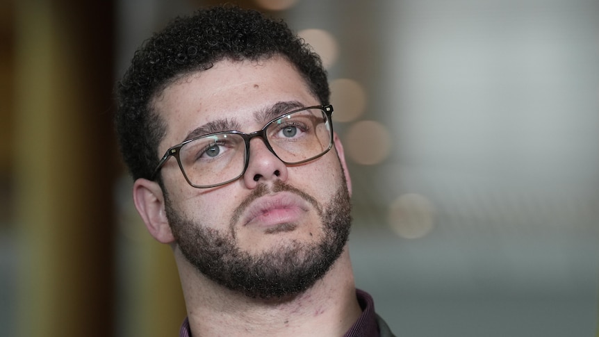 Greens senator takes leave amid allegations of inappropriate comments to women