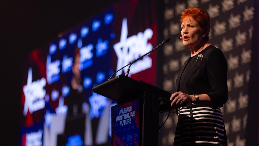 Hanson takes aim at Coalition in fiery pitch to conservative voters