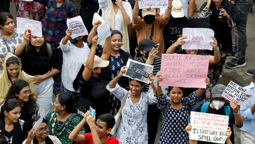 Indian education minister resigns after Cockraoch movement protests