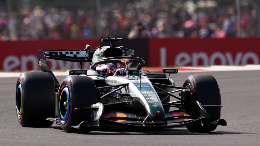 Live: Piastri starts British GP eighth after driving 'nervous' McLaren