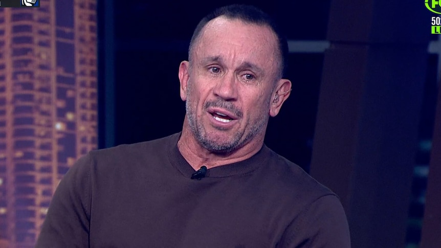 Matty Johns breaks down in tears after Knights end NRL grand final drought