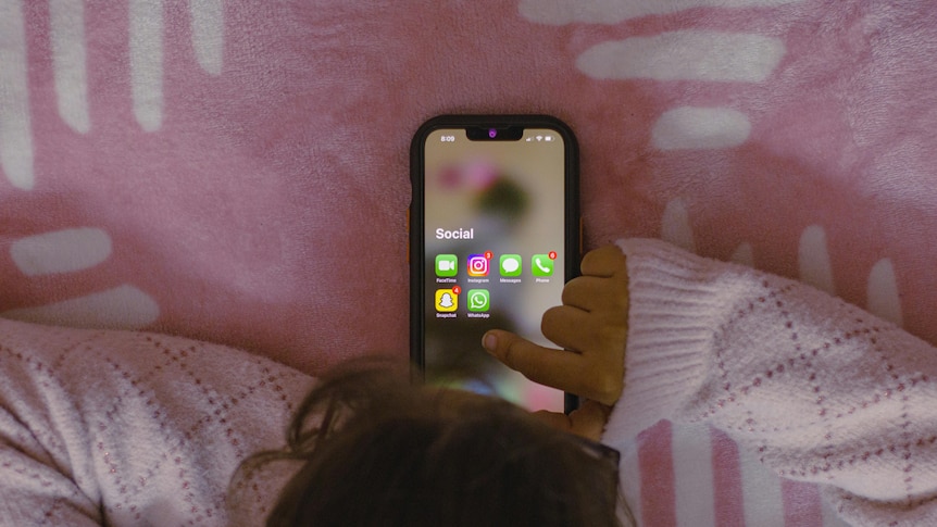 New Apple child safety features 'part inspired' by Australia social media ban