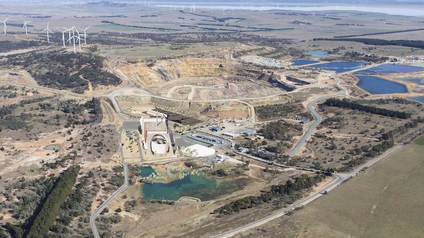 Regional incinerator for Sydney waste draws unanimous ire at inquiry