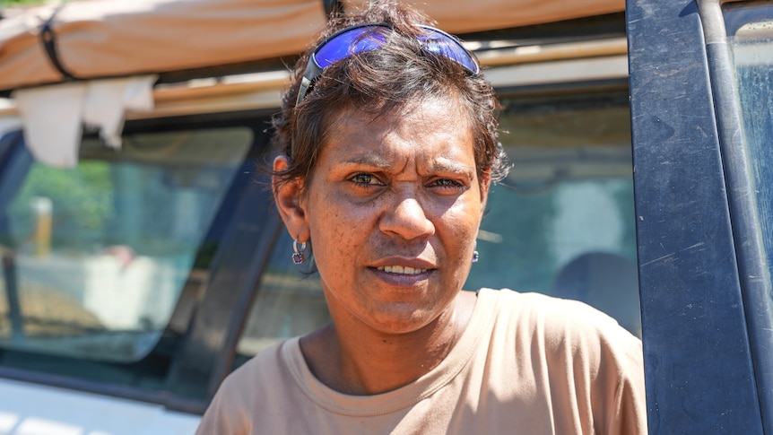 WA Police launch probe after video shows officer shoving woman to ground during arrest