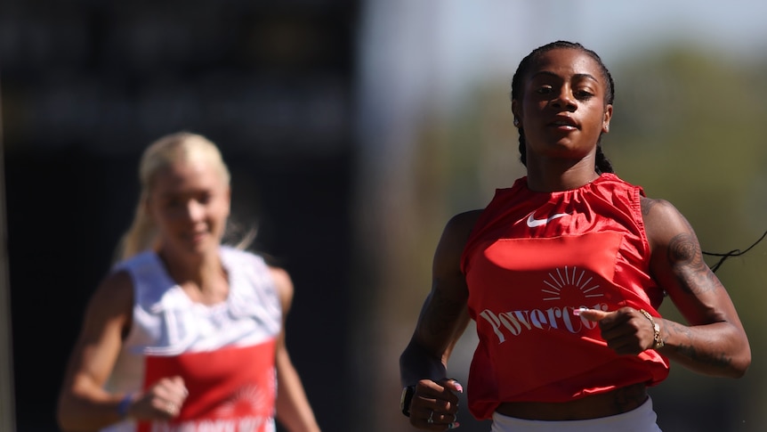 Watch as the Olympic silver medallist destroys the Stawell Gift field